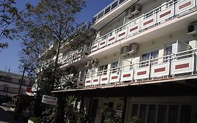 Bristol Apartments